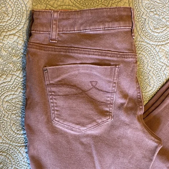 DKNY Soho Skinny Dusty Rose Jeans - Picture 2 of 5